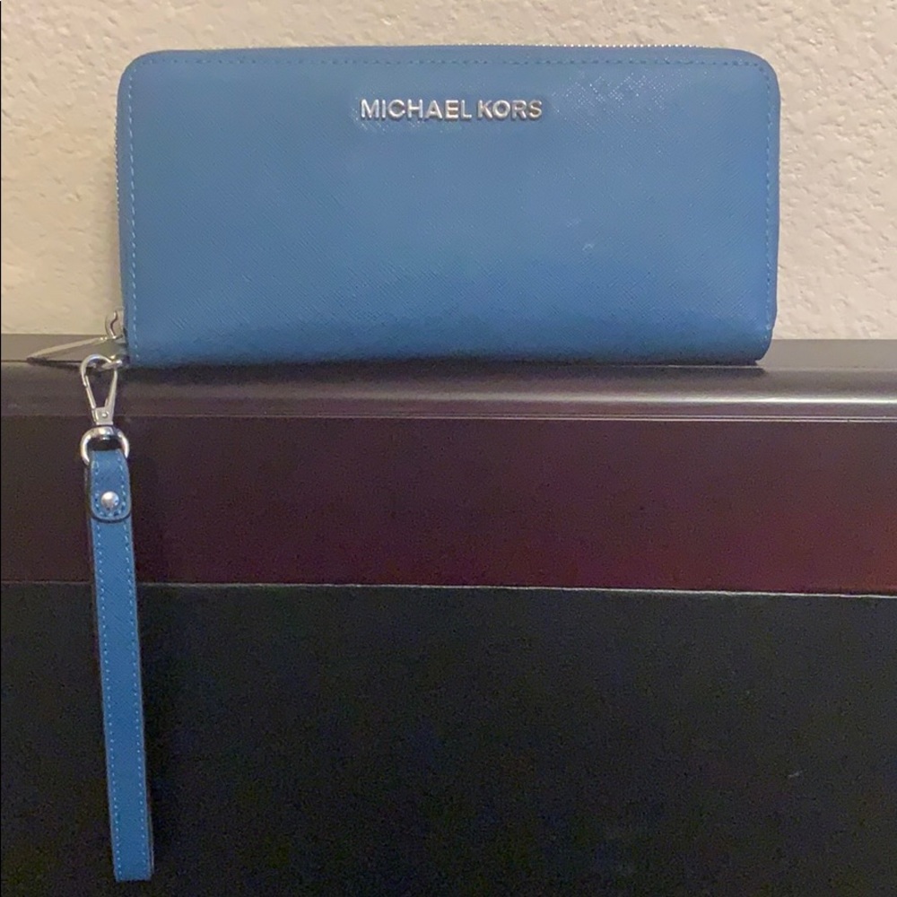 Michael Kors wallet with wrist strap